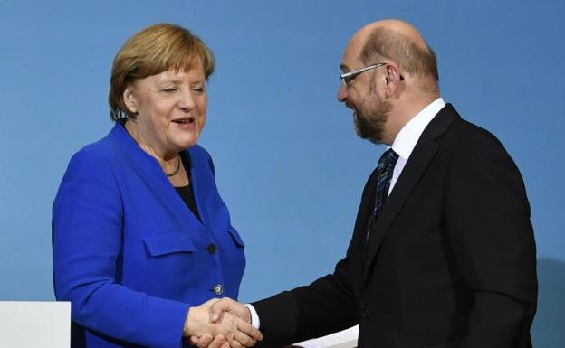 Merkel y Schulz confirman el preacuerdo para una gran coalición
