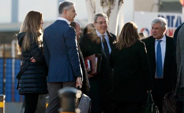 El ex secretario general del PP de la Comunidad Valenciana Ricardo Costa y José Ramón Balín, asesor de Francisco Correa, entre otros.