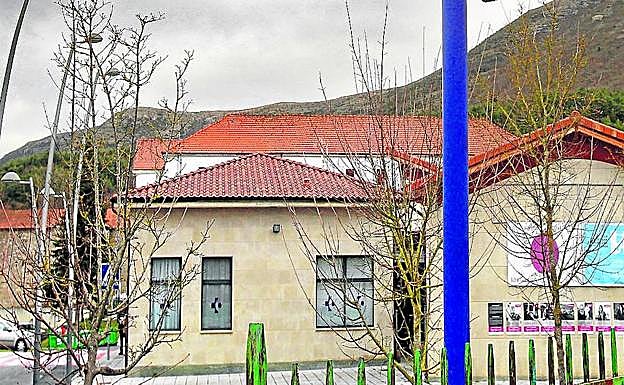 Ambulatorio médico en Zuazo de Kuartango.