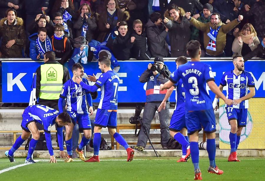 El estadio de Mendizorroza ha albergado este miércoles el partido de vuelta de los cuartos de final de la Copa del Rey 2017-2018