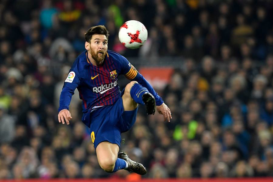 El Barcelona estará en las semifinales de la Copa del Rey tras vencer al Espanyol por 2-0 en el Camp Nou (2-1 global). Los azulgrana se adelantaron con Suárez y Messi puso la sentencia. El partido también estuvo marcado por la despedida a Javier Mascherano y el debut de Philippe Coutinho.