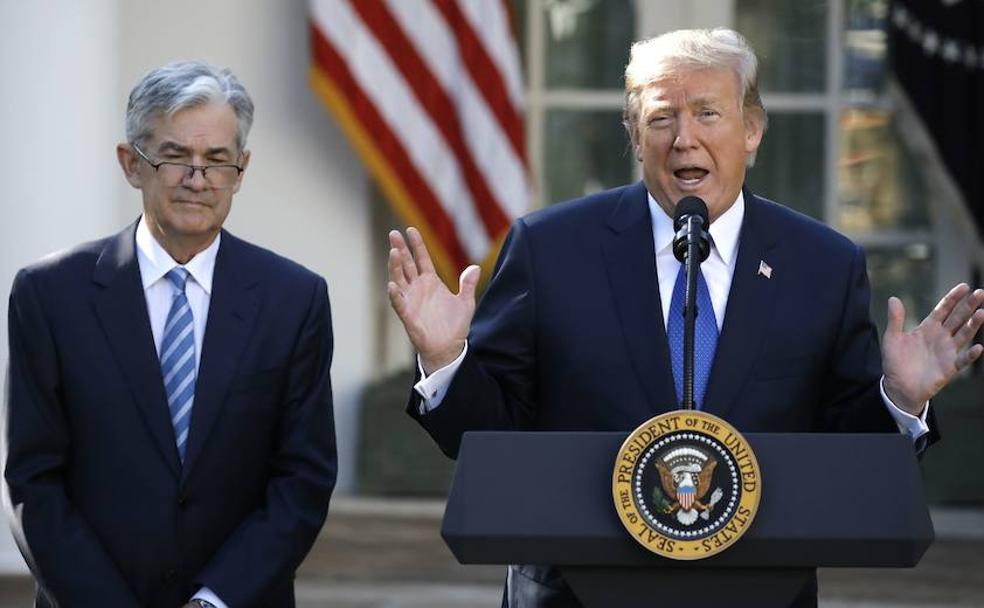 Jerome Powell, próximo presidente de la FED, junto a Donald Trump.