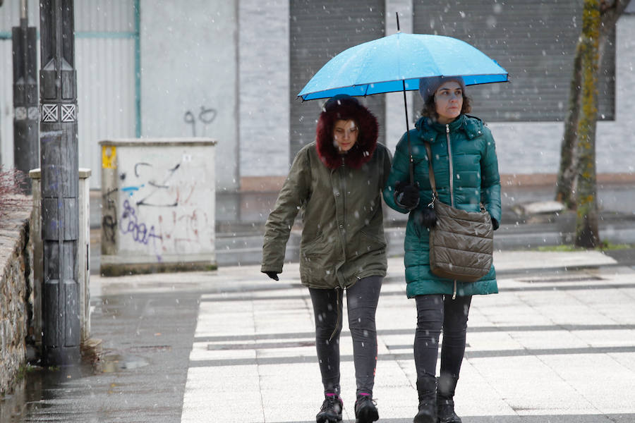 La nieve cubre de blanco el territorio alavés