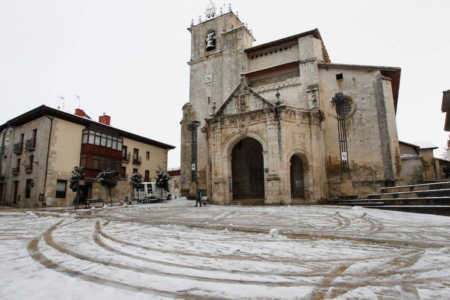 Diversión e inconvenientes. La nieve en Álava no siempre cae a gusto de todos