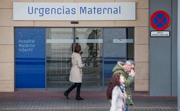 Más de un centenar de niñas son madres cada año antes de los quince