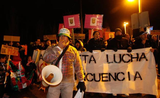 Vecinos de Asteguieta se manifestaron el pasado mes de diciembre. 