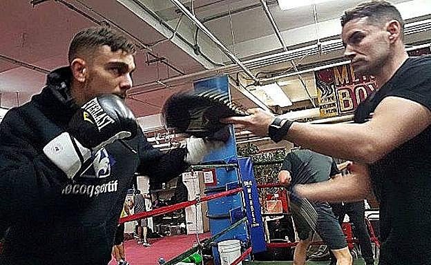 Jon Fernández prepara su duelo ante Fassinou.