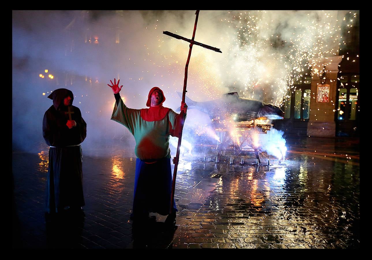 Bilbao despide los carnavales con la quema de la sardina