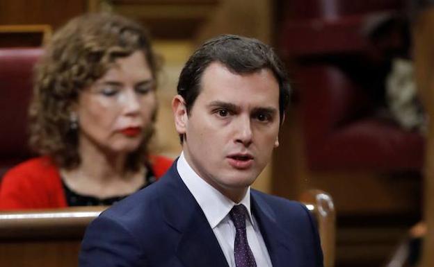 Ciudadanos se enreda con el PNV