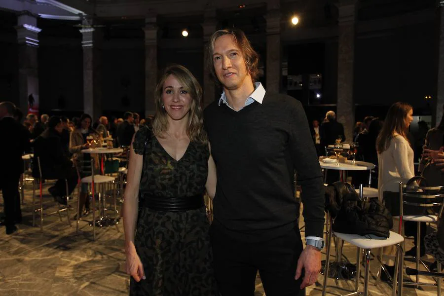 Elena Sendagorta y Sergio Chalbaud, fundador de Fintonic. 