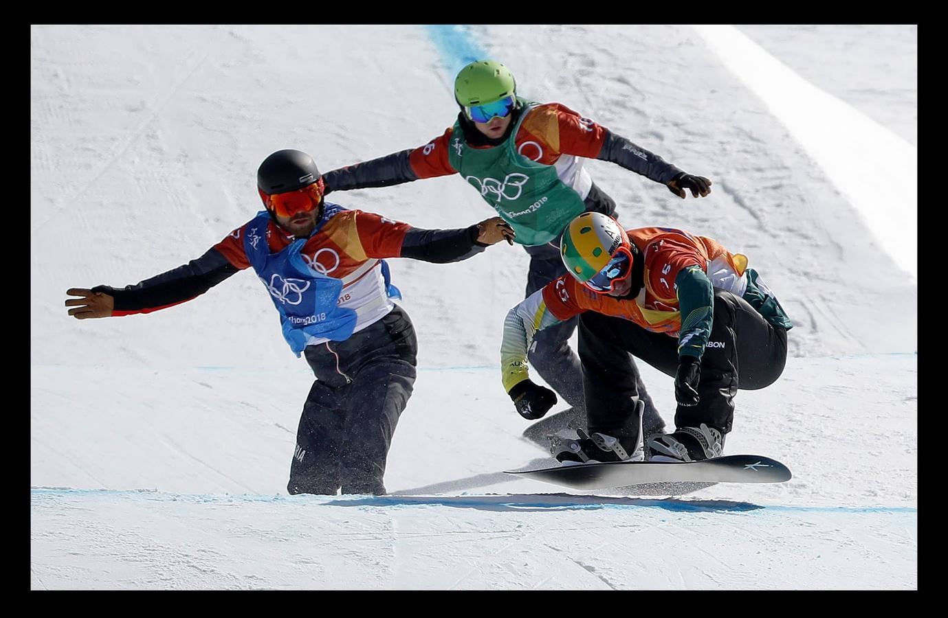 España llevaba 15 años sin lograr premio en los juegos de invierno. Este ceutí, afincado en Mijas y con una barba de la que no quiere separarse, logró ser bronce en una emocionante prueba de boardercross de snowboard en Pyeongchang tras acabar la final por detrás del francés Pierre Vaultier y del australiano Jarryd Hughes.