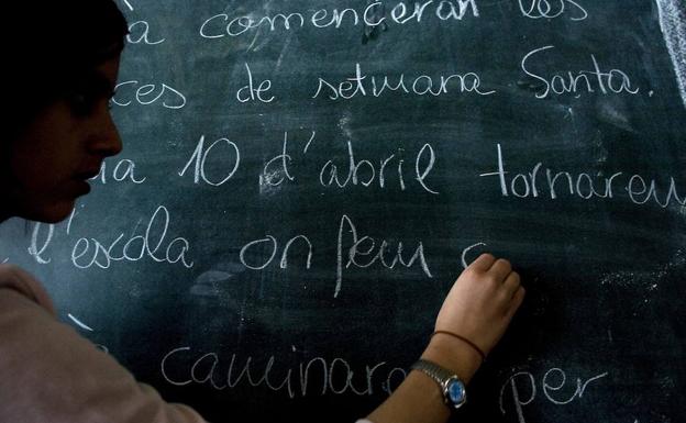 Clases en catalan en el colegio Costa i Llobera de Barcelona.