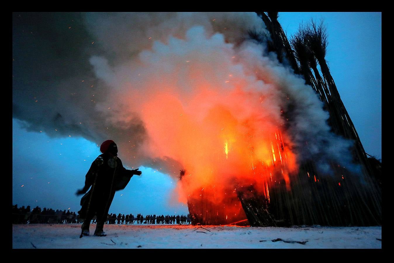 La Maslenitsa, conocida como la Semana de la mantequilla y del queso, es una celebración típica de varios países eslavos, que viene a ser un equivalente del carnaval cristiano católico, pero, a diferencia de este, la cuaresma ortodoxa da comienzo el lunes en lugar del miércoles.