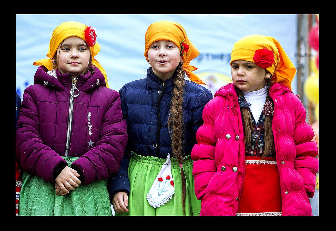 La Maslenitsa, conocida como la Semana de la mantequilla y del queso, es una celebración típica de varios países eslavos, que viene a ser un equivalente del carnaval cristiano católico, pero, a diferencia de este, la cuaresma ortodoxa da comienzo el lunes en lugar del miércoles.