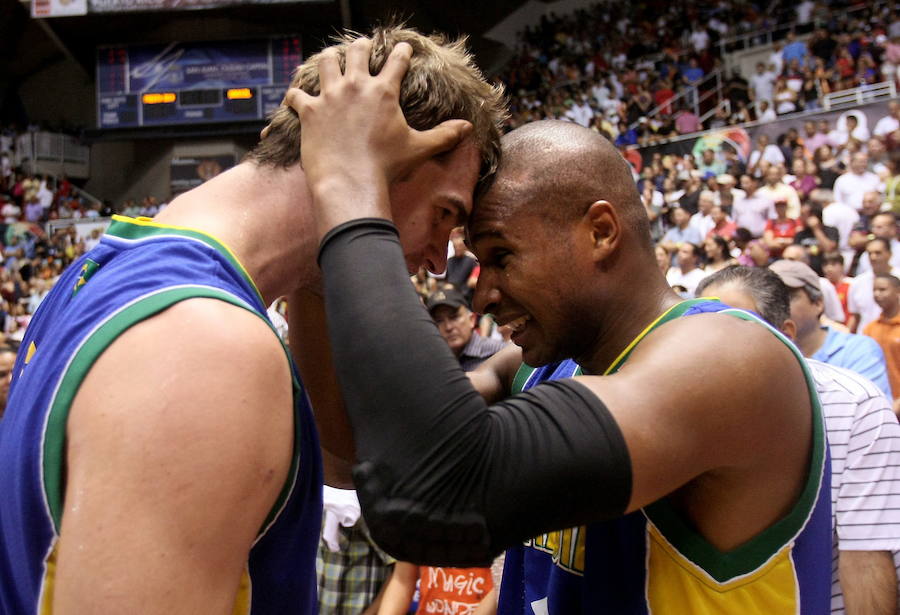 Fotos: Tiago Splitter, una vida dedicada al baloncesto