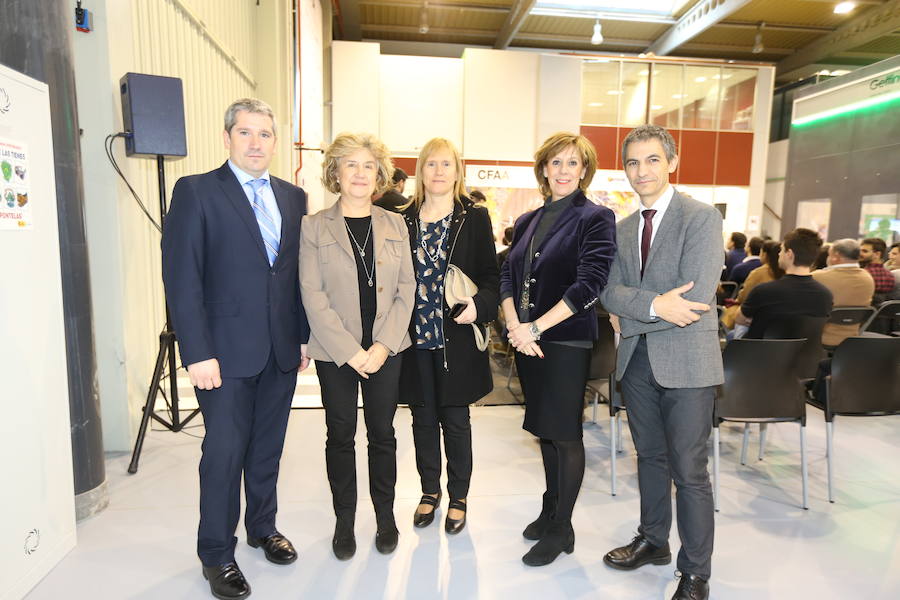 Aitzol Lamikiz, Itziar Aranguiz, Mariví Higuero, Susana Uriarte y Federico Pérez. 