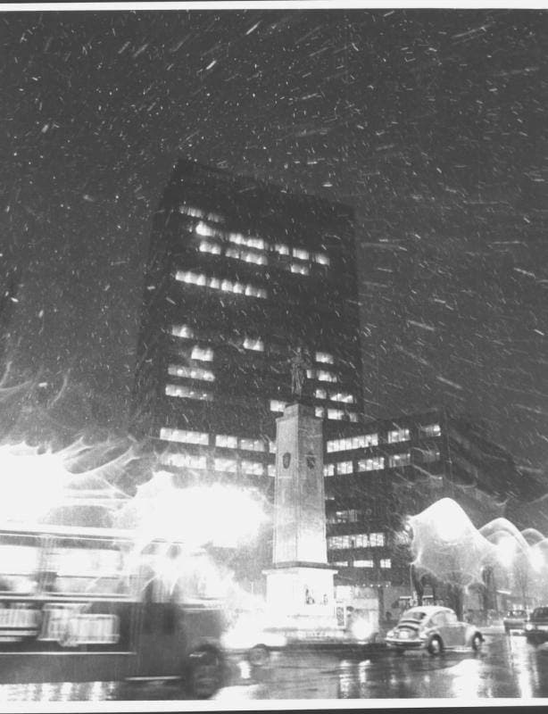 Plaza Circular, en plena nevada.