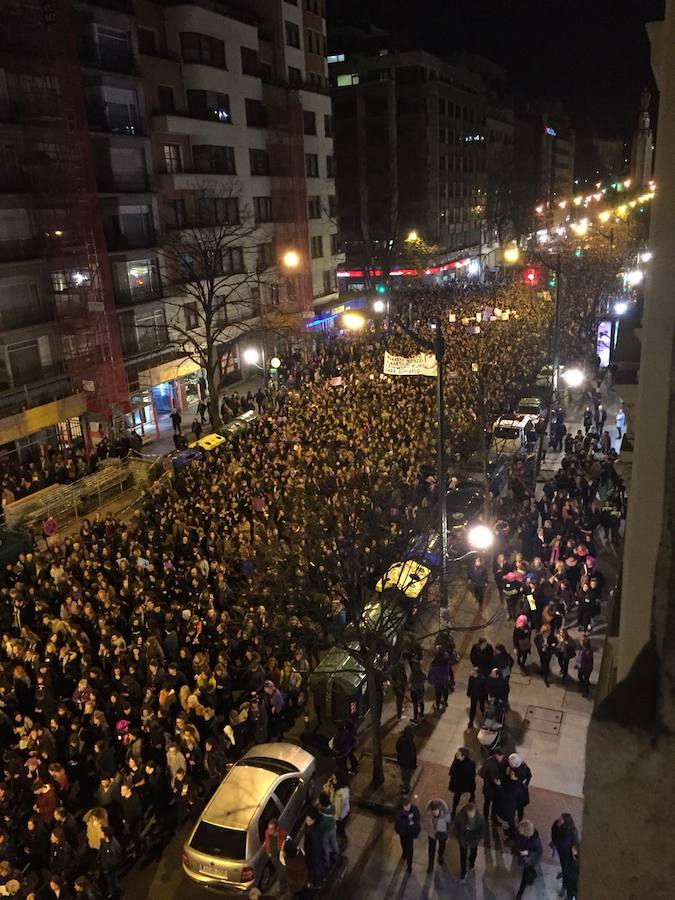 La marcha ha recorrido la villa en un gran ambiente festivo