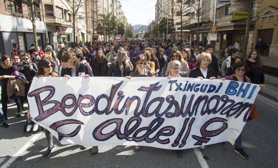 Las mejores fotos de las concentraciones y manifestaciones feministas del 8 de marzo en euskadi, Día Internacional de la Mujer 2018, que ha reunido a miles de mujeres las movilizaciones de Bilbao, Vitoria y San Sebastián.