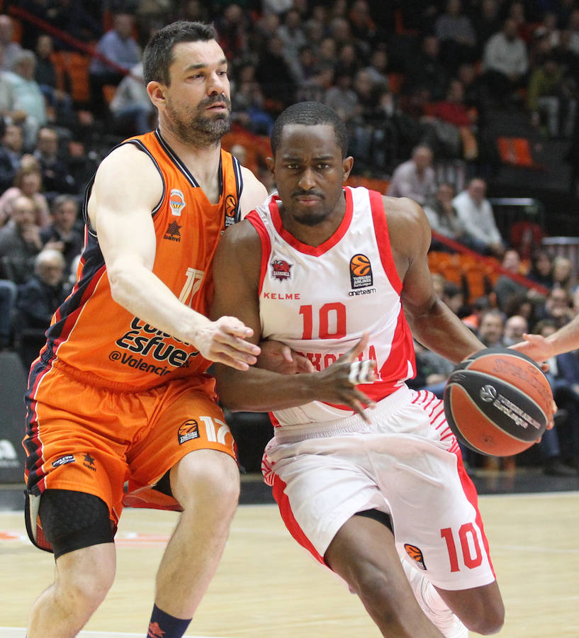Fotos: El Valencia Basket - Baskonia de Eruoliga, en imágenes