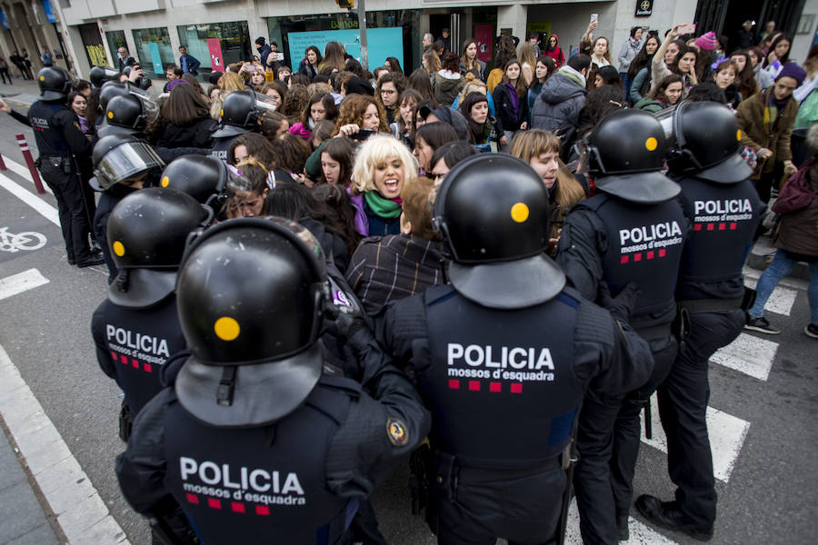 La jornada de huelga transcurre sin incidencias por todo el territorio.