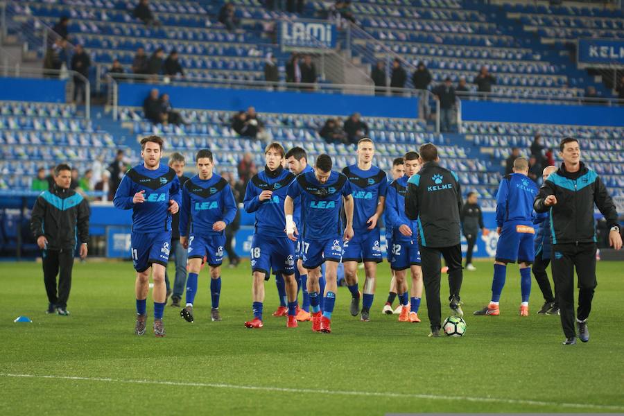 Fotos: El Alavés - Betis, en imágenes