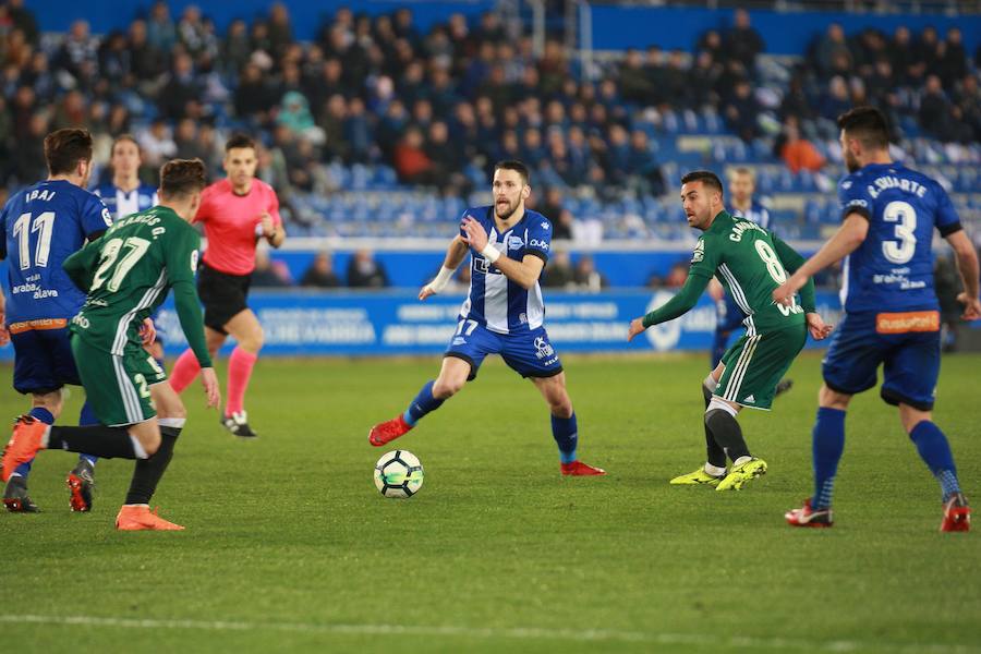 Fotos: El Alavés - Betis, en imágenes