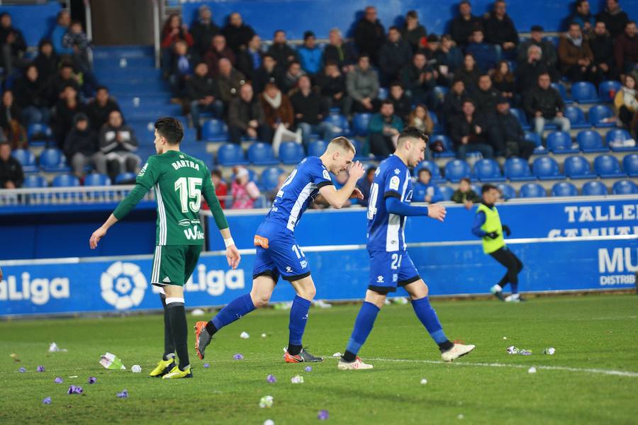 Fotos: El Alavés - Betis, en imágenes