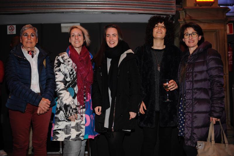 María Victoria Sahagún, Izaskun Apraiz, Libe Uribarri, Josune Romero y Eider Txarroalde. 