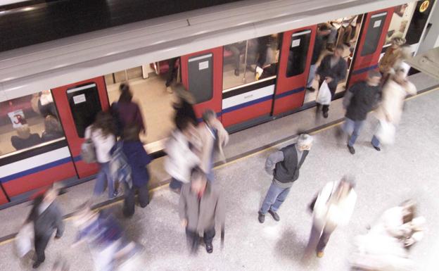 El Supremo admite que se prohíba entrar al metro a los condenados por hurto