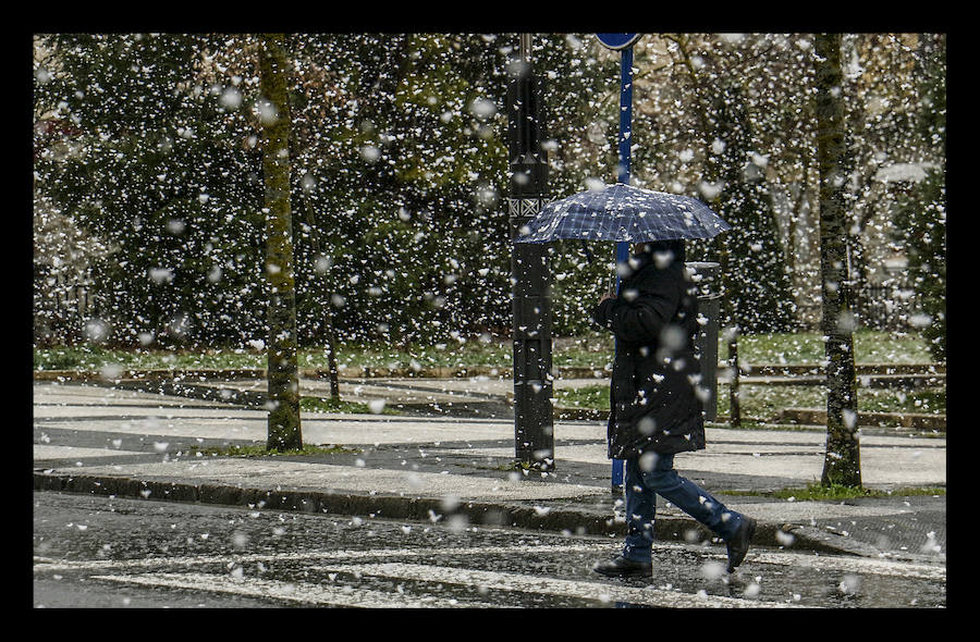 Las previsiones alertan de que las principales precipitaciones caerán esta tarde-noche de este lunes incluso en cotas bajas