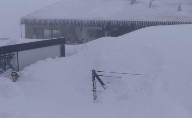 La nieve caída cubrió buena parte del centro