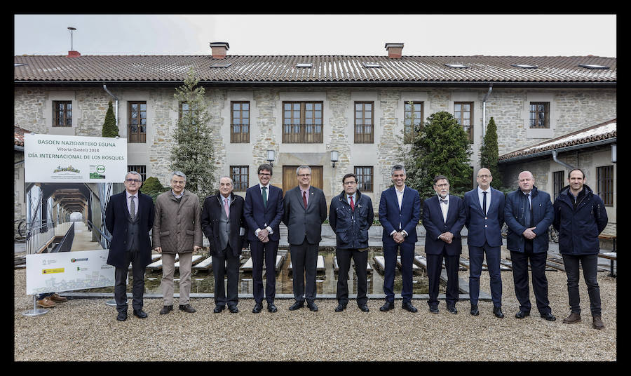 La capital alavesa ha acogido un acto institucional y varias ponencias técnicas en el marco del 25 aniversario del Anillo Verde