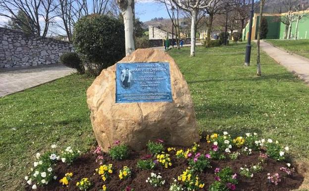 La plaza está en una zona verde de su calle 