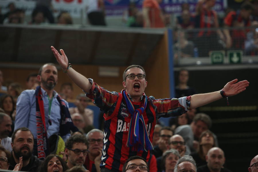 El coliseo azulgrana logra una de las mejores entradas de la temporada gracias al esperado duelo de Euroliga entre Baskonia y Maccabi