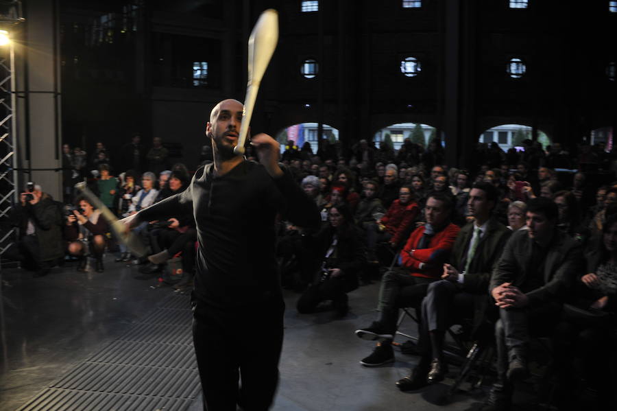 Una de las actuaciones que tuvieron lugar en la inauguración del Basque Fest, ayer en la Alhóndiga