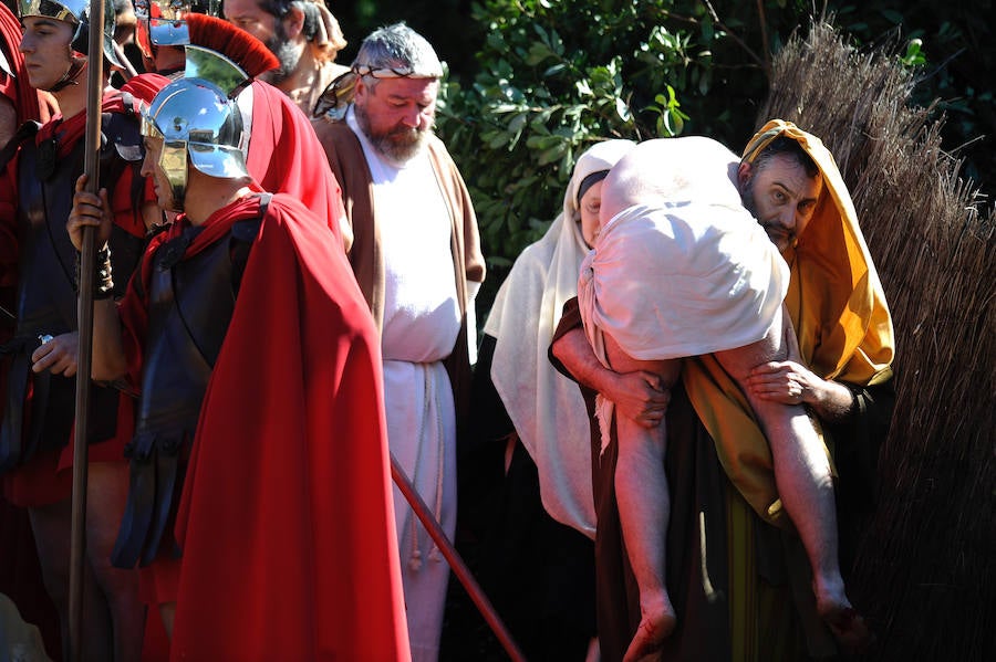 La celebración de la Semana Santa en la villa vuelve a reunir a cientos de personas