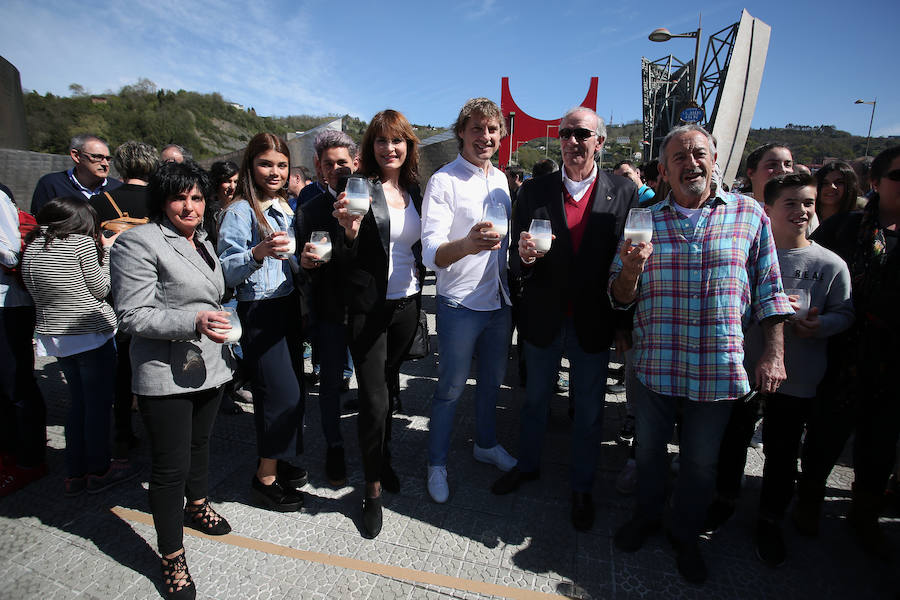 Miren Gorrotxategi, Salomé Giraldo, Lucas Bojanich, Lucía Marzo, Julian Iantzi, José Ángel Iribar y Karlos Arguiñano. 
