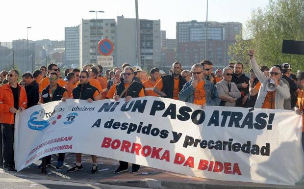 Protesta de trabajadores de Productos Tubulares en Barakaldo. 