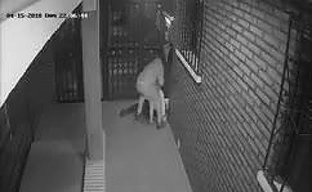 Detenido el autor de una brutal agresión a una mujer en Algeciras para robarle el bolso