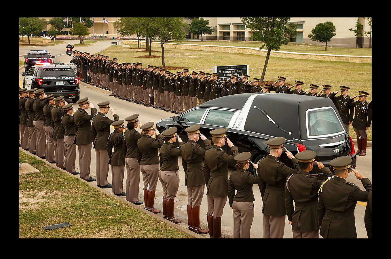 El actual presidente de Estados Unidos, Donald Trump, declinó su presencia para evitar «interrupciones»