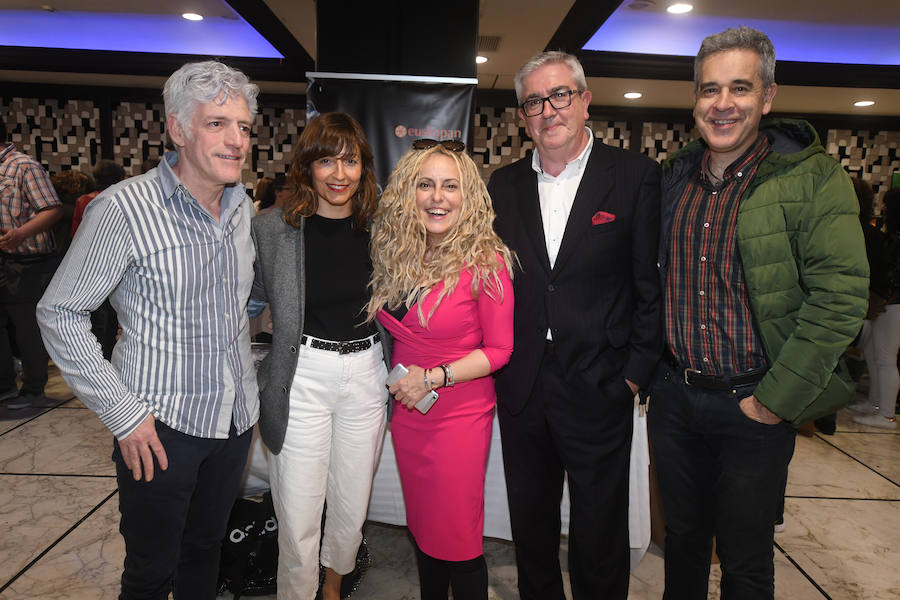 Asier Arrieta, Silvia Gallego, Olga Zulueta, Isidro Elezgarai y Jorge Aio.