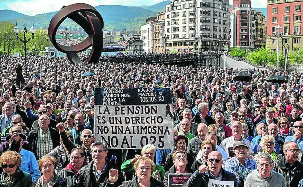 Una de las concentraciones de los pensionistas en Bilbao.