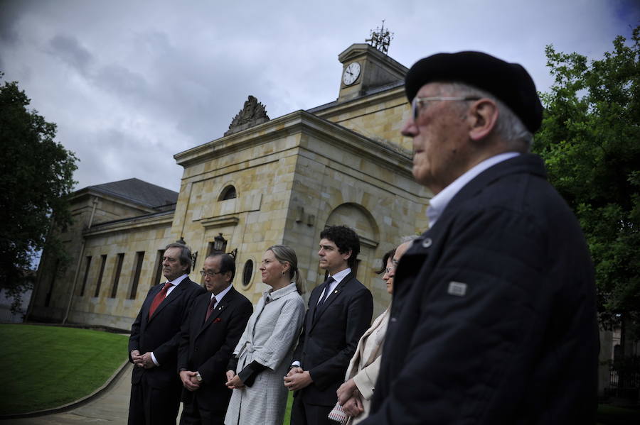 Han plantado un retoño del Ginkgoa Biloba, el único árbol que sobrevivió a la bomba atómica