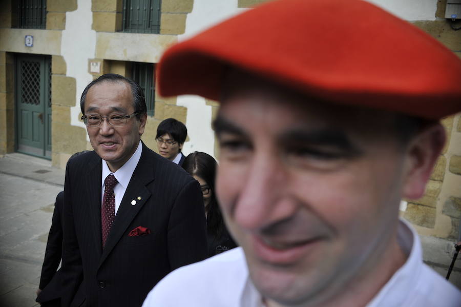 Han plantado un retoño del Ginkgoa Biloba, el único árbol que sobrevivió a la bomba atómica