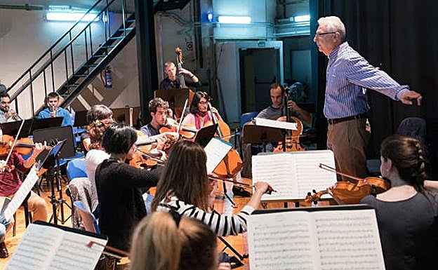 EHUorkestra Sinfonikoa, entsegu batean.