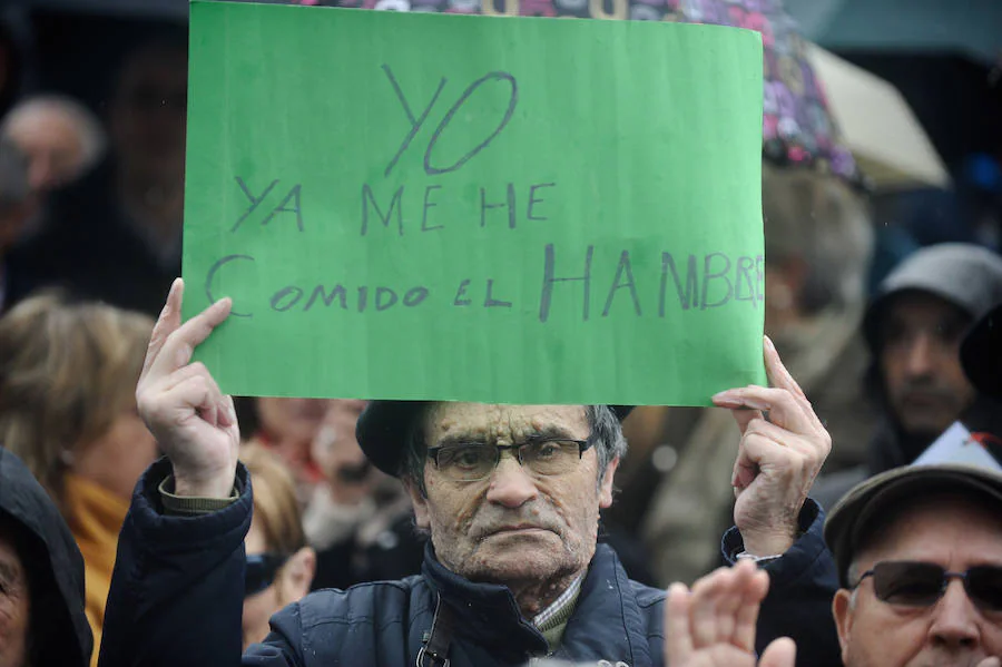 Fotos: Nueva manifestación de los pensionistas en Bilbao