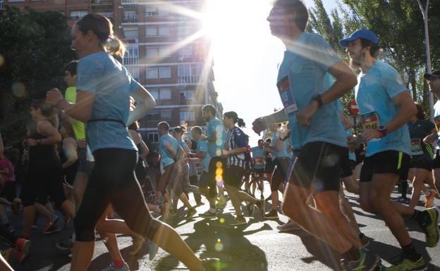 Decenas de calles de Vitoria sufren cortes por el Maratón Martín Fiz