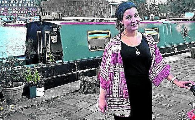 June también participa en el grupo 'Mujeres en Tecnología'.