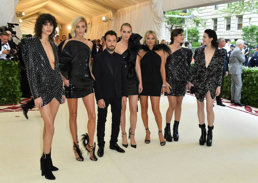 Mica Arganaraz, Anja Rubik, Anthony Vaccarello, Amber Valletta, Kate Moss, Charlotte Casiraghi and Charlotte Gainsbourg.